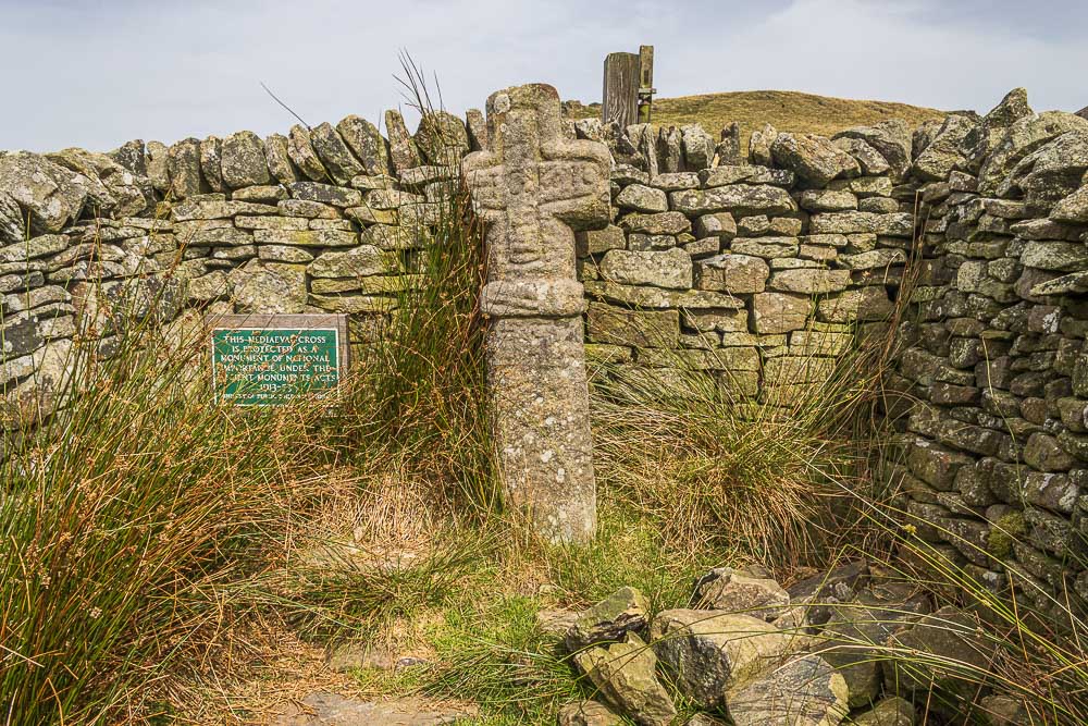 Edale Cross